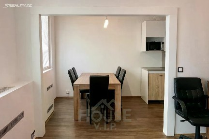 Prodej bytu 3+1 80 m² Vašátkova, Praha - Černý Most