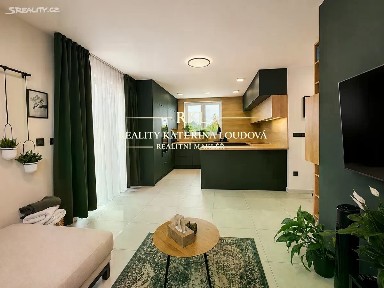 Prodej bytu 4+kk 81 m² Vochov
