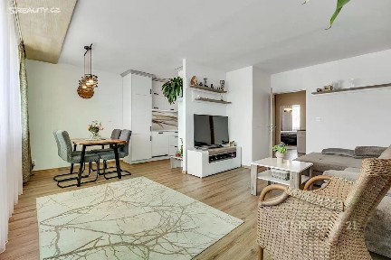 Prodej bytu 3+1 73 m² Hekrova, Praha - Háje