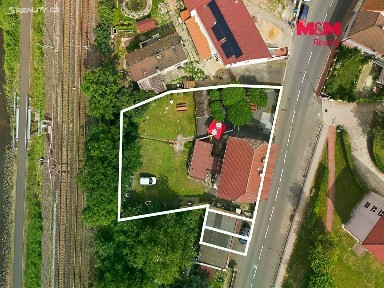 Prodej restaurace 438 m² Velké Žernoseky