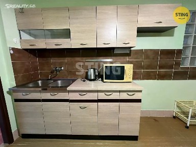 Pronájem bytu 2+1 80 m² Brušperk