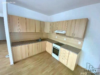 Pronájem bytu 1+kk 42 m² Březnická, Zlín