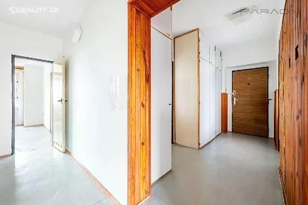 Prodej bytu 3+1 77 m² Na Třebešíně, Praha - Strašnice