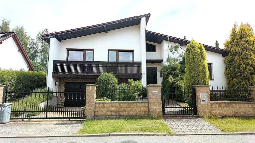 Hlinsko, Chrudim, Májová