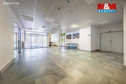 Pronájem obchodního prostoru 44 m² Ohmova, Praha - Petrovice