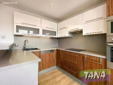 Prodej bytu 3+kk 58 m² Pardubice - Polabiny