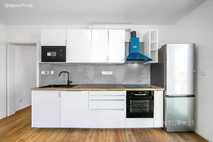 Pronájem bytu 1+kk 39 m² Plzeň - Skvrňany