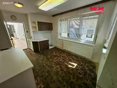 Prodej rodinného domu 200 m², pozemek 723 m²