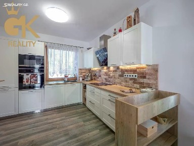 Prodej rodinného domu 90 m², pozemek 675 m²