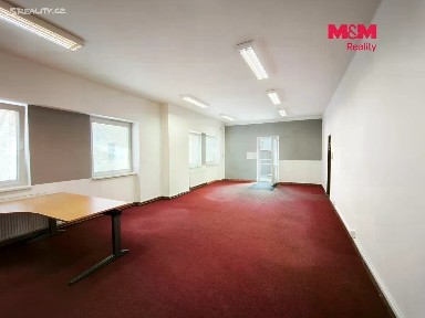 Pronájem obchodního prostoru 83 m²