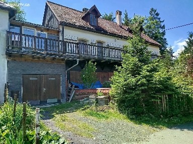 Prodej rodinného domu 247 m², pozemek 5000 m²
