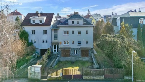 Prodej vícegeneračního domu 326 m², pozemek 995 m² Karlovarská, Praha - Řepy