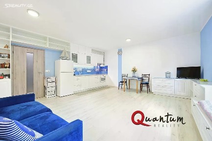 Prodej bytu 1+kk 40 m² U michelského mlýna, Praha - Michle