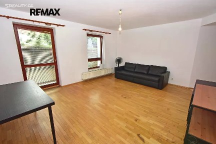Pronájem bytu 1+kk 40 m² Podvinný mlýn, Praha - Libeň