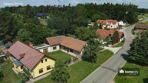 Tetov, Pardubice