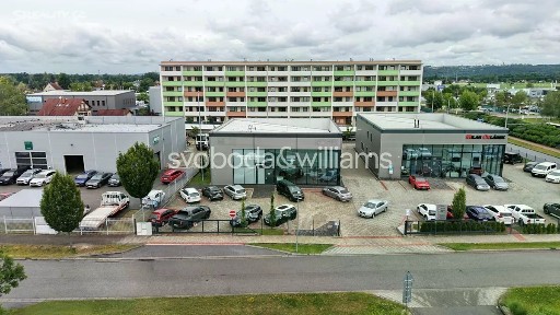 Pronájem obchodního prostoru 372 m²