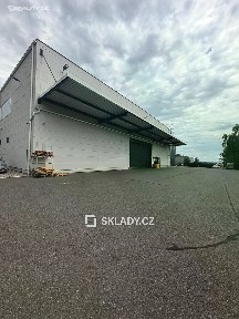 Pronájem skladového prostoru 1000 m² Praha - Horní Počernice