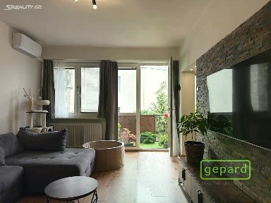 Prodej bytu 2+1 57 m² Karafiátová, Olomouc - Neředín