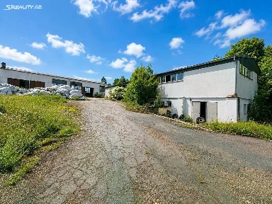 Prodej výrobní haly, prostoru 1600 m²