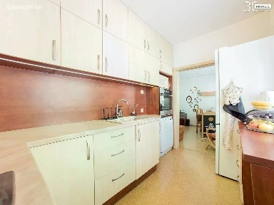 Prodej bytu 3+1 72 m² Stará cesta, Vsetín