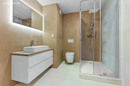 Prodej bytu 3+kk 75 m² Novodvorská, Praha - Braník