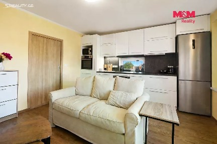 Prodej bytu 2+kk 40 m² Na Truhlářce, Praha - Libeň