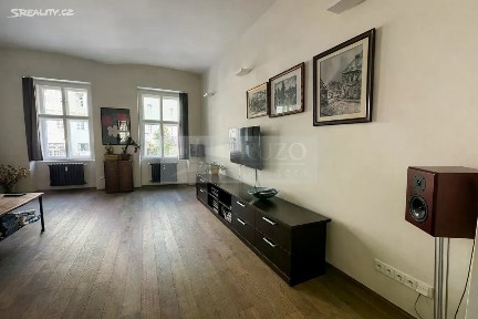 Pronájem bytu 2+kk 83 m²