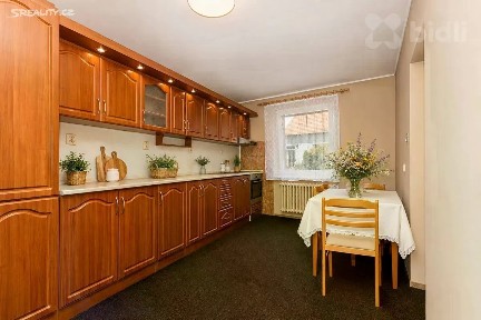 Prodej rodinného domu 140 m², pozemek 1129 m²