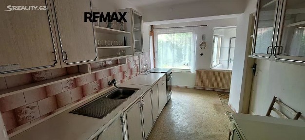 Prodej rodinného domu 170 m², pozemek 863 m²