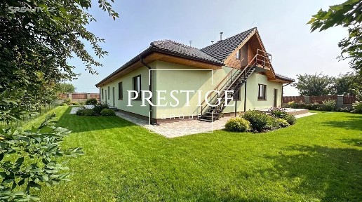 Pronájem rodinného domu 180 m², pozemek 680 m² Švejkova, Horoměřice
