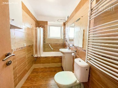 Pronájem bytu 2+1 48 m² Kollárova, Dvůr Králové nad Labem