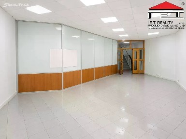 Pronájem obchodního prostoru 44 m²