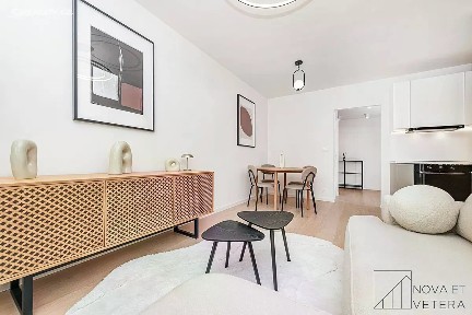 Prodej bytu 3+kk 90 m² Komunardů, Praha - Holešovice