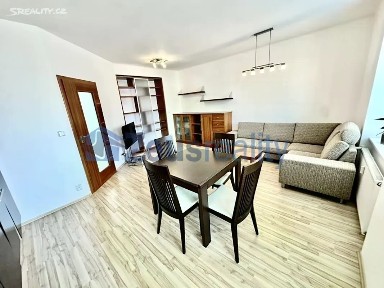 Pronájem bytu 2+kk 64 m² Spojovací, Praha - Žižkov
