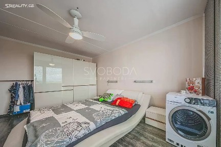 Pronájem bytu 3+kk 74 m² Kyjevská, Hradec Králové - Pouchov