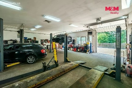 Prodej výrobní haly, prostoru 367 m²