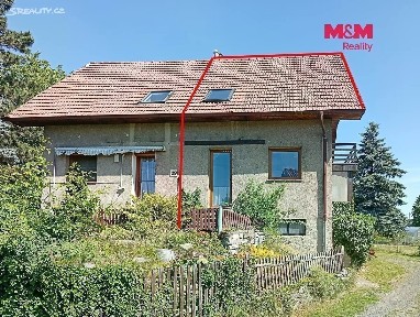 Prodej rodinného domu 120 m², pozemek 1077 m²