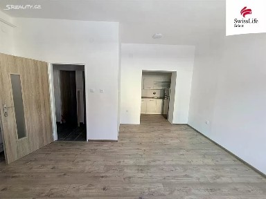 Pronájem bytu 1+kk 33 m²