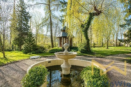 Pronájem vily 827 m², pozemek 8510 m²