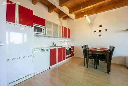 Pronájem bytu 2+kk 57 m² Na Kovárně, Brno - Soběšice