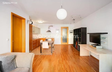 Prodej bytu 2+kk 58 m² Lovčenská, Praha - Košíře