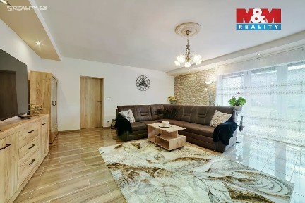 Prodej rodinného domu 252 m², pozemek 847 m²