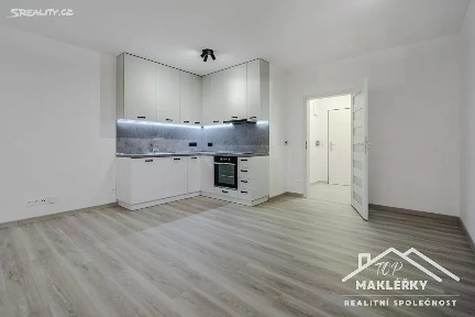 Pronájem bytu 1+kk 30 m²