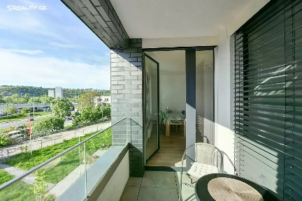 Pronájem bytu 2+kk 55 m² Jankovcova, Praha - Holešovice