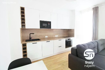 Pronájem bytu 2+kk 38 m² Nad Rokoskou, Praha - Libeň