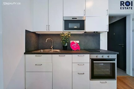 Pronájem bytu 1+kk 30 m² Kardausova, Praha - Dolní Měcholupy