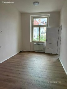 Pronájem bytu 2+kk 32 m² Korunovační, Praha - Bubeneč