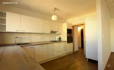Pronájem bytu 4+kk 82 m² Aubrechtové, Praha - Záběhlice