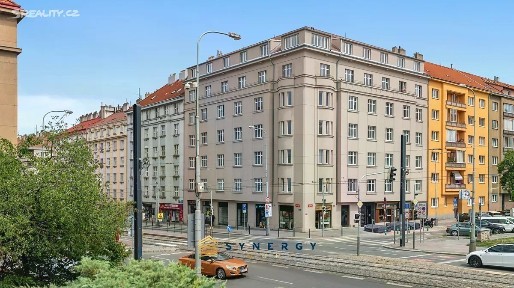 Pronájem bytu 2+kk 58 m² Jeseniova, Praha - Žižkov
