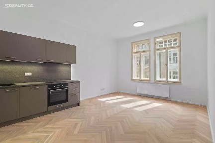 Pronájem bytu 3+kk 66 m² Sezimova, Praha - Nusle